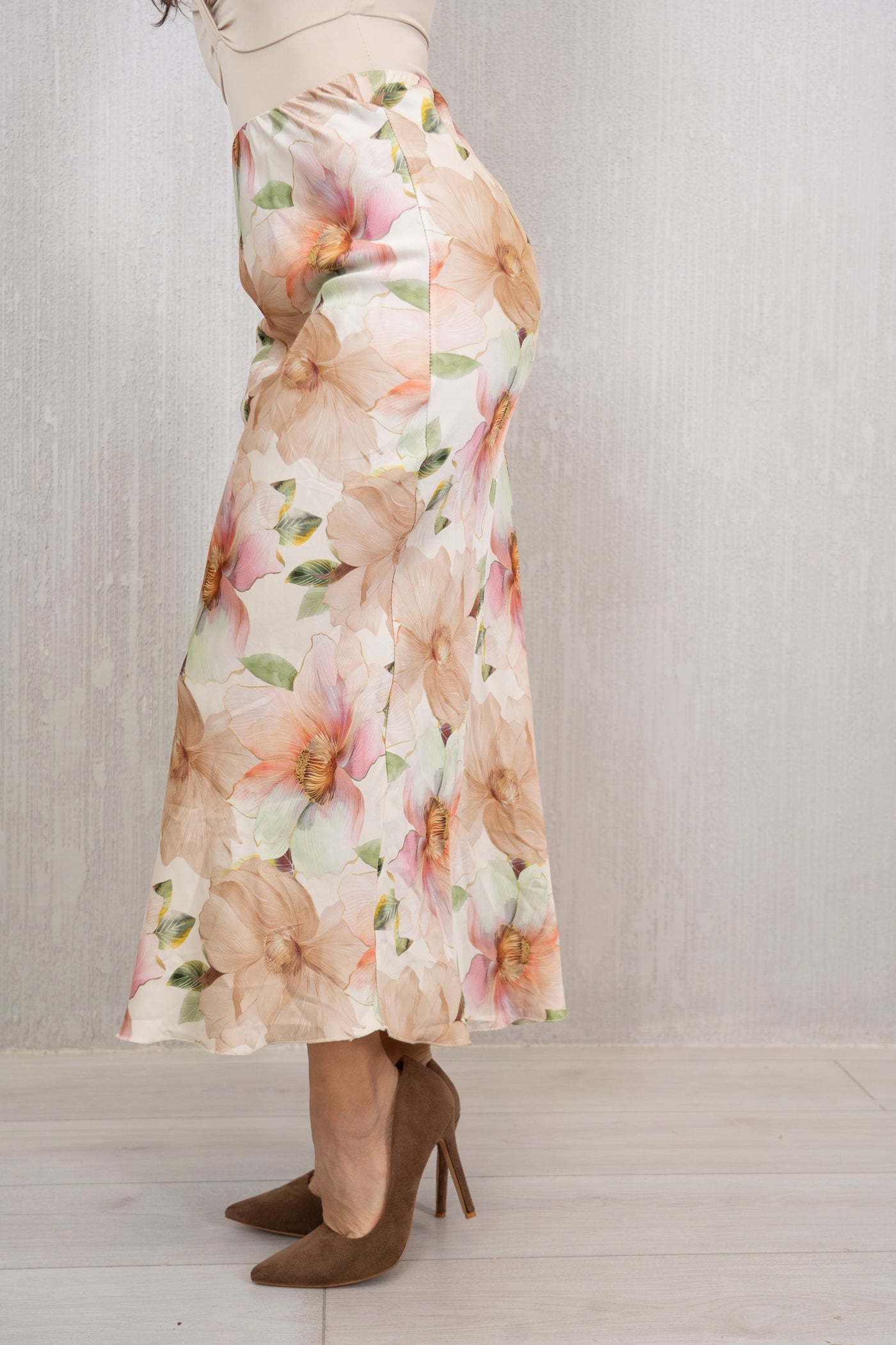 Gonna in Raso Floral Elegance con Fascia Elastica